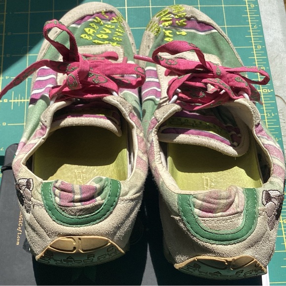 Custo Barcelona Tennis Shoes with Embroidery & Custo Laces Size 9 - Picture 4 of 7